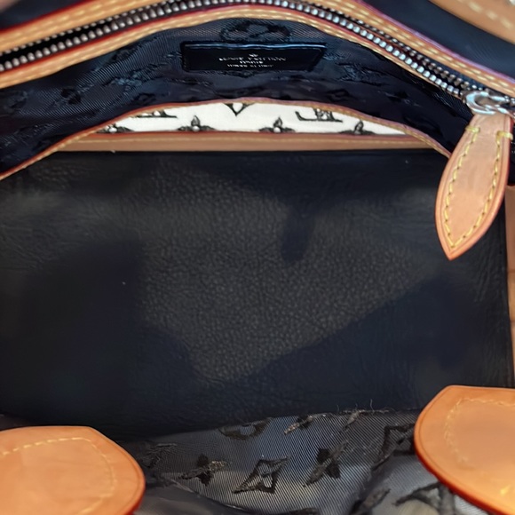 Louis Vuitton Monogram Transparence Lockit - Picture 13 of 16